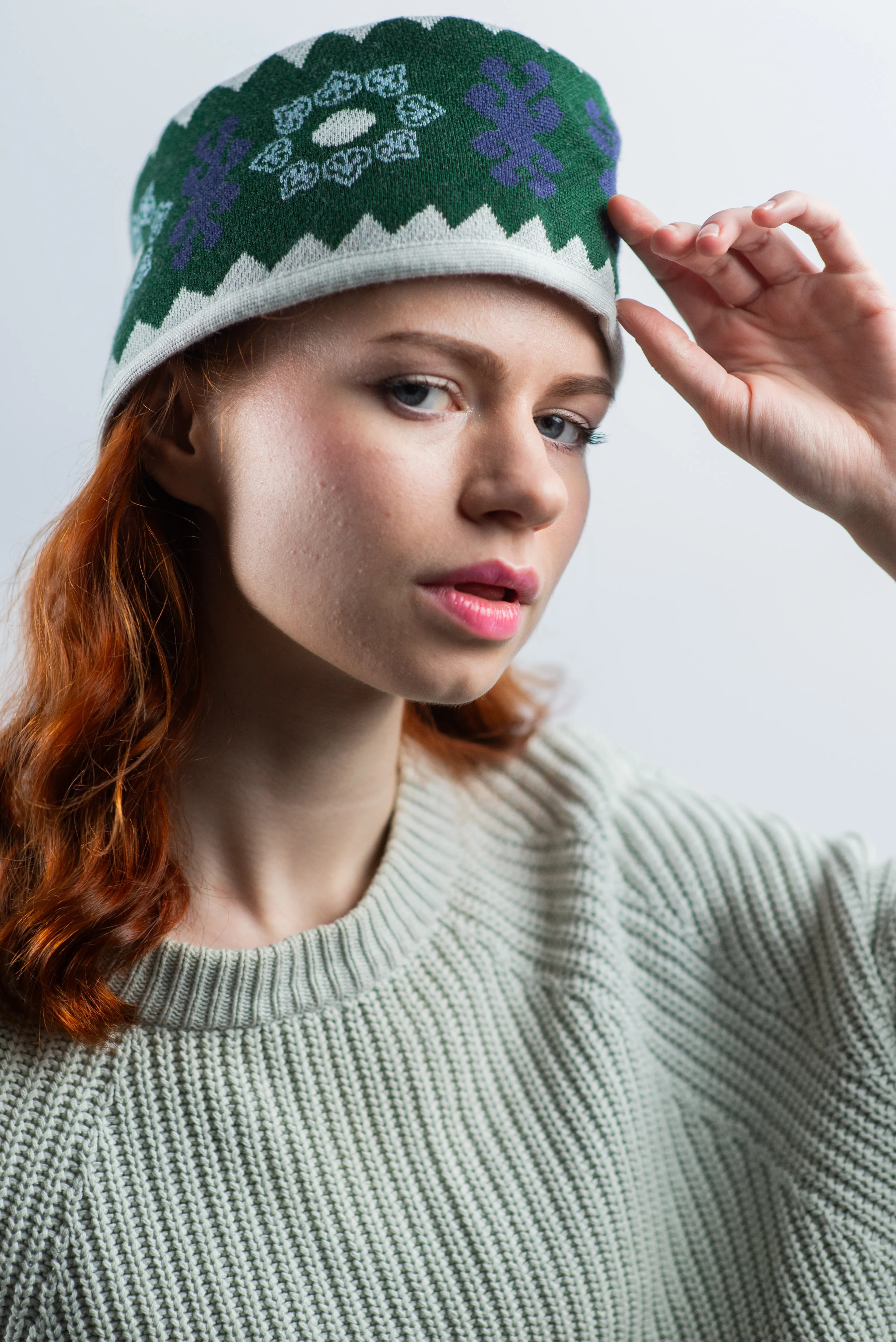 Шапка Нялма - главное фото Шапка Нялма Шапки Тудей, главное фото модели с геометрическим орнаментом